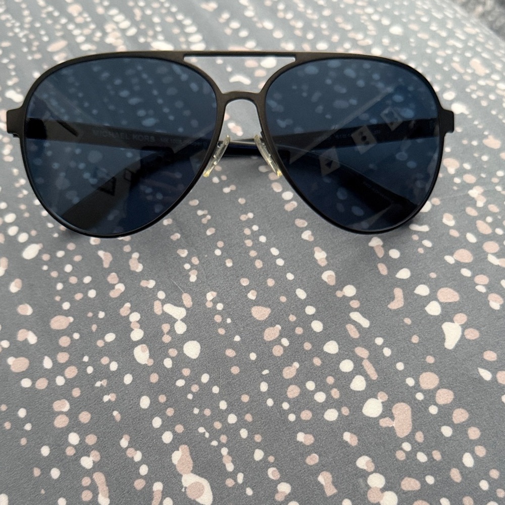 Men’s Michael Kors Dark Blue Aviator Sunglasses